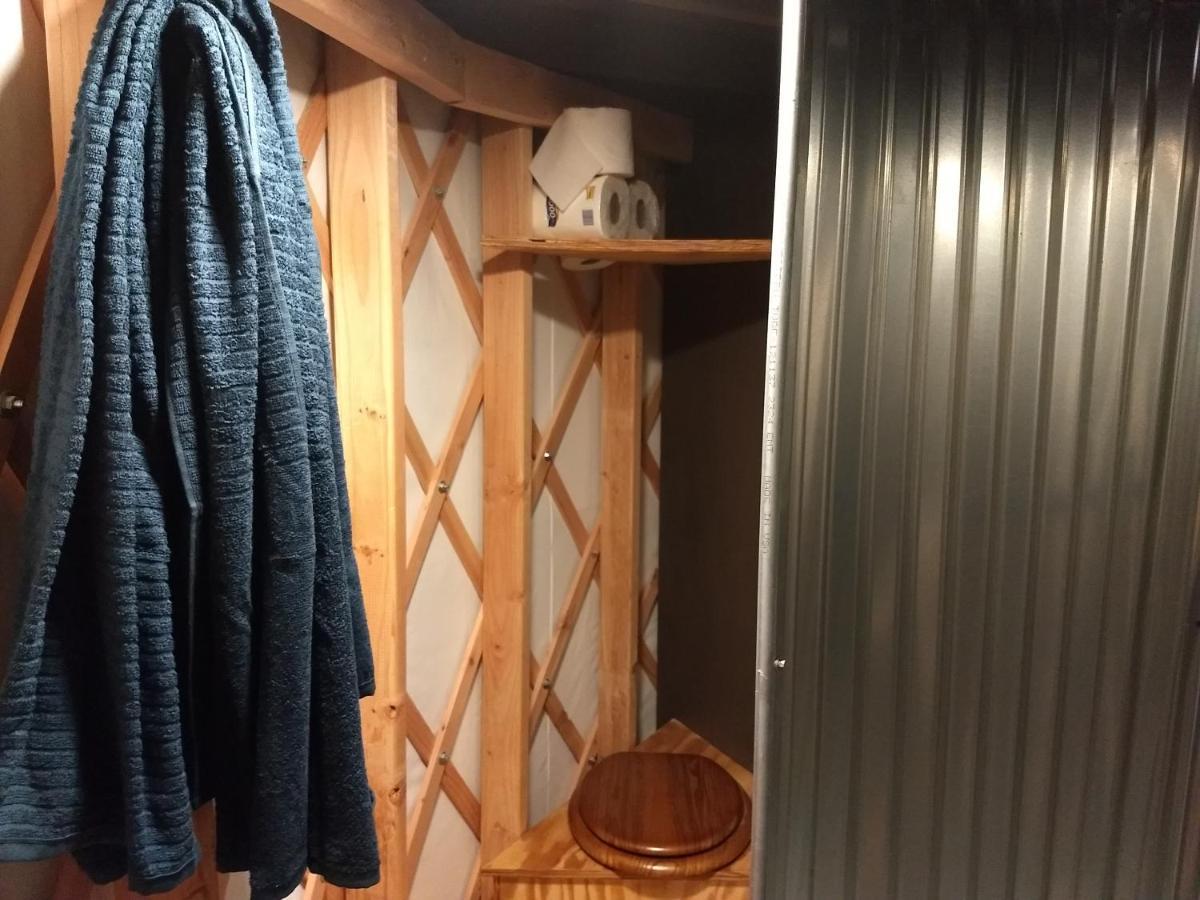 Livingston Manor Yurt Hotel Parksville Exterior photo